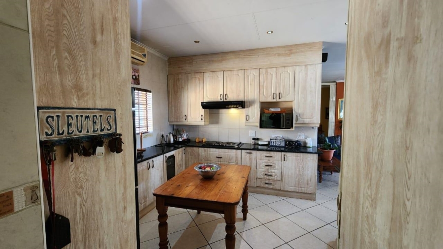 4 Bedroom Property for Sale in Rustenburg North West